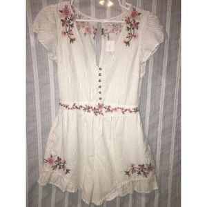 American Eagle New With Tags Short Sleeve Romper